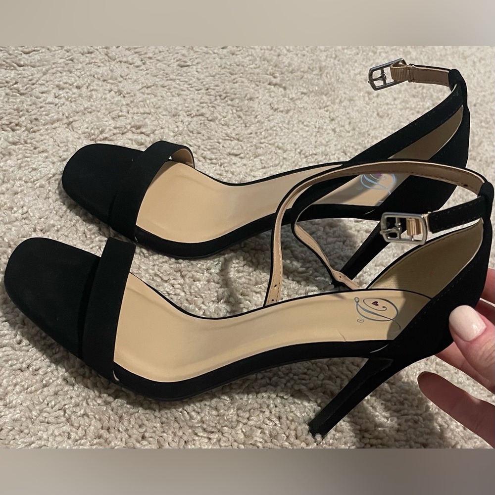 Elegant Black Strappy Heels